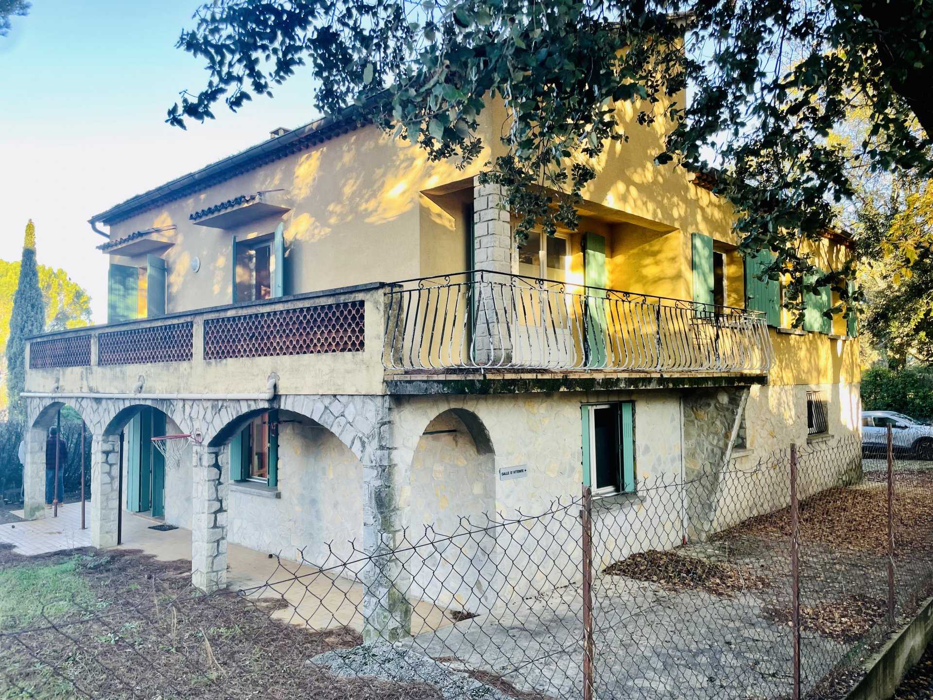 жилой дом в Везон-ла-Ромен, Прованс-Альпы-Лазурный берег 11314671