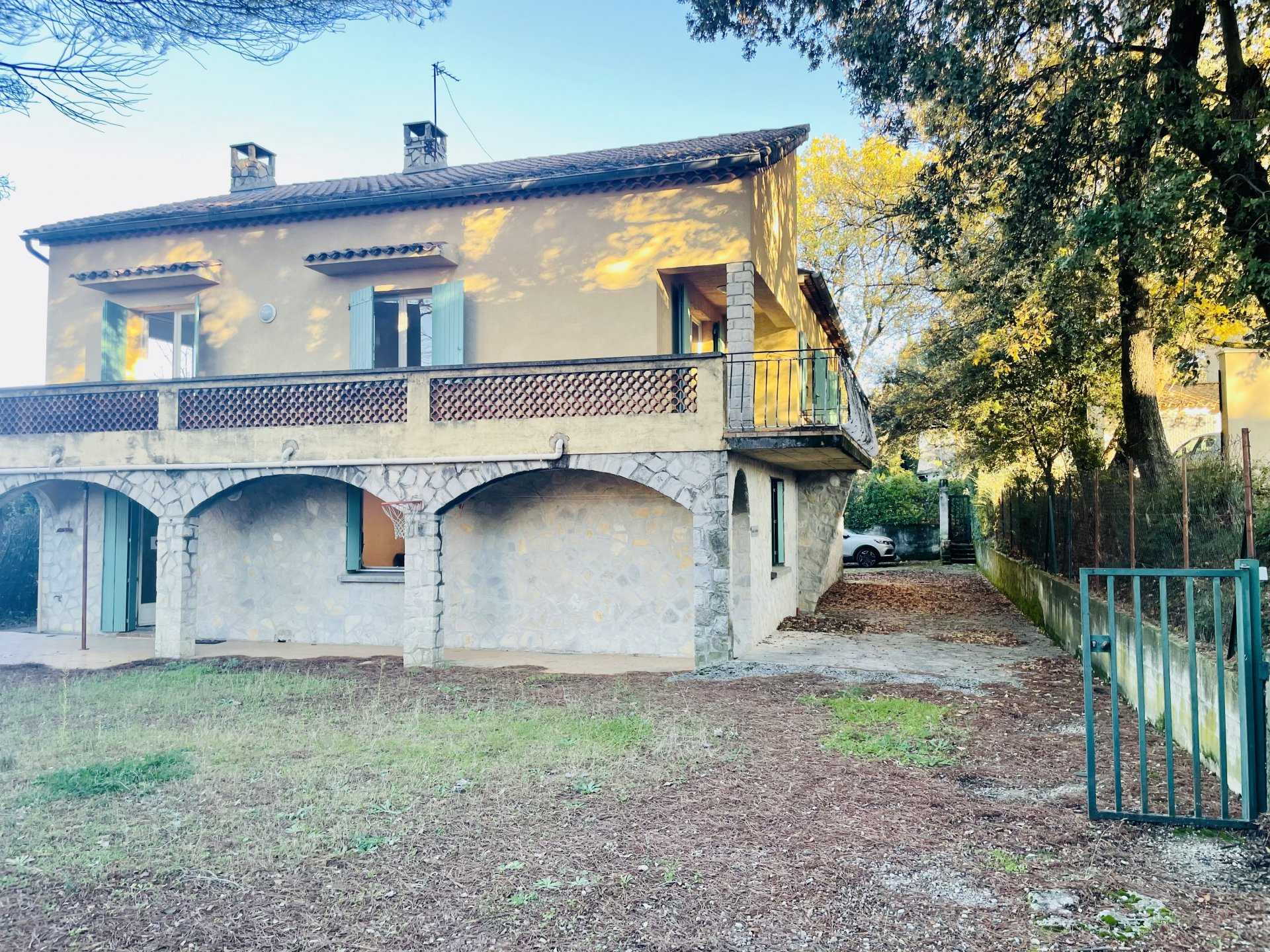 Talo sisään Vaison-la-Romaine, Provence-Alpes-Cote d'Azur 11314671