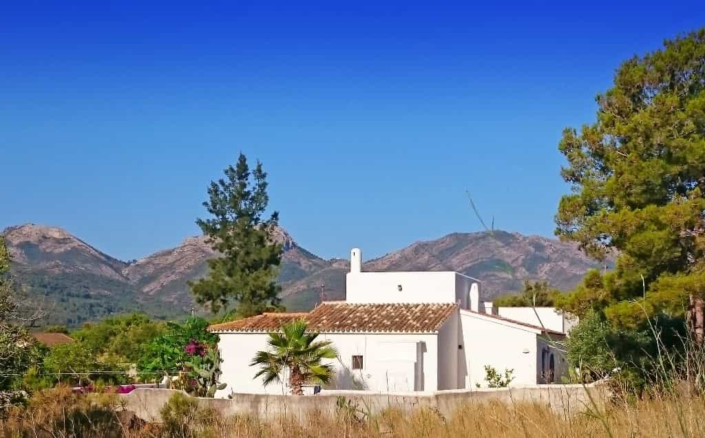 بيت في Xaló, Comunidad Valenciana 11315253