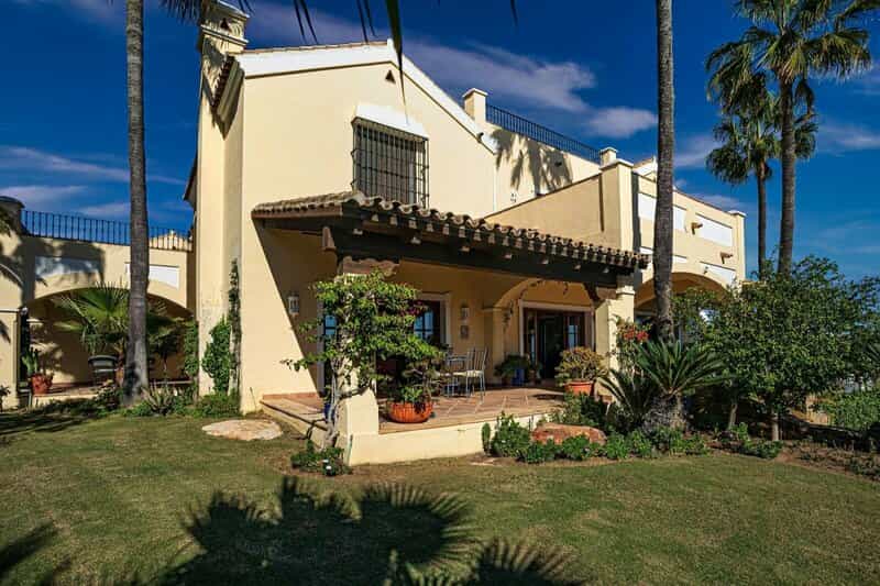 σπίτι σε La Duquesa, Andalucía 11315270