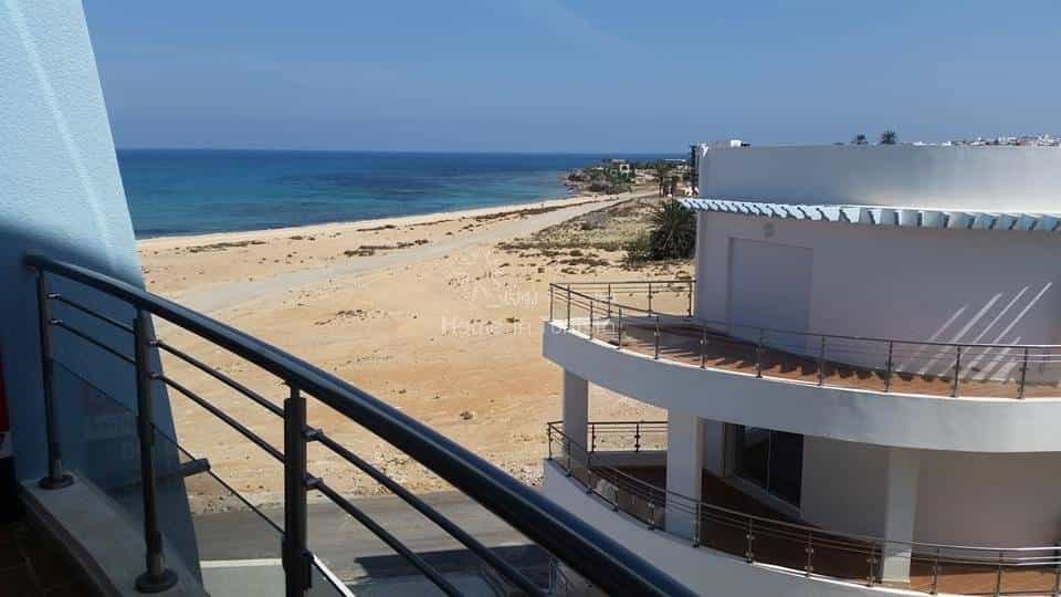 Condominium in Harqalah, Sousse 11318858