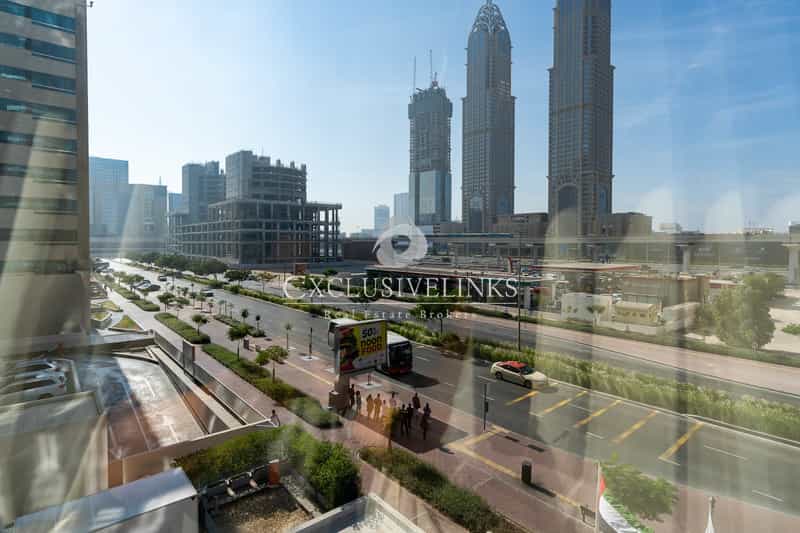 Condominium in Dubai, Dubai 11320625