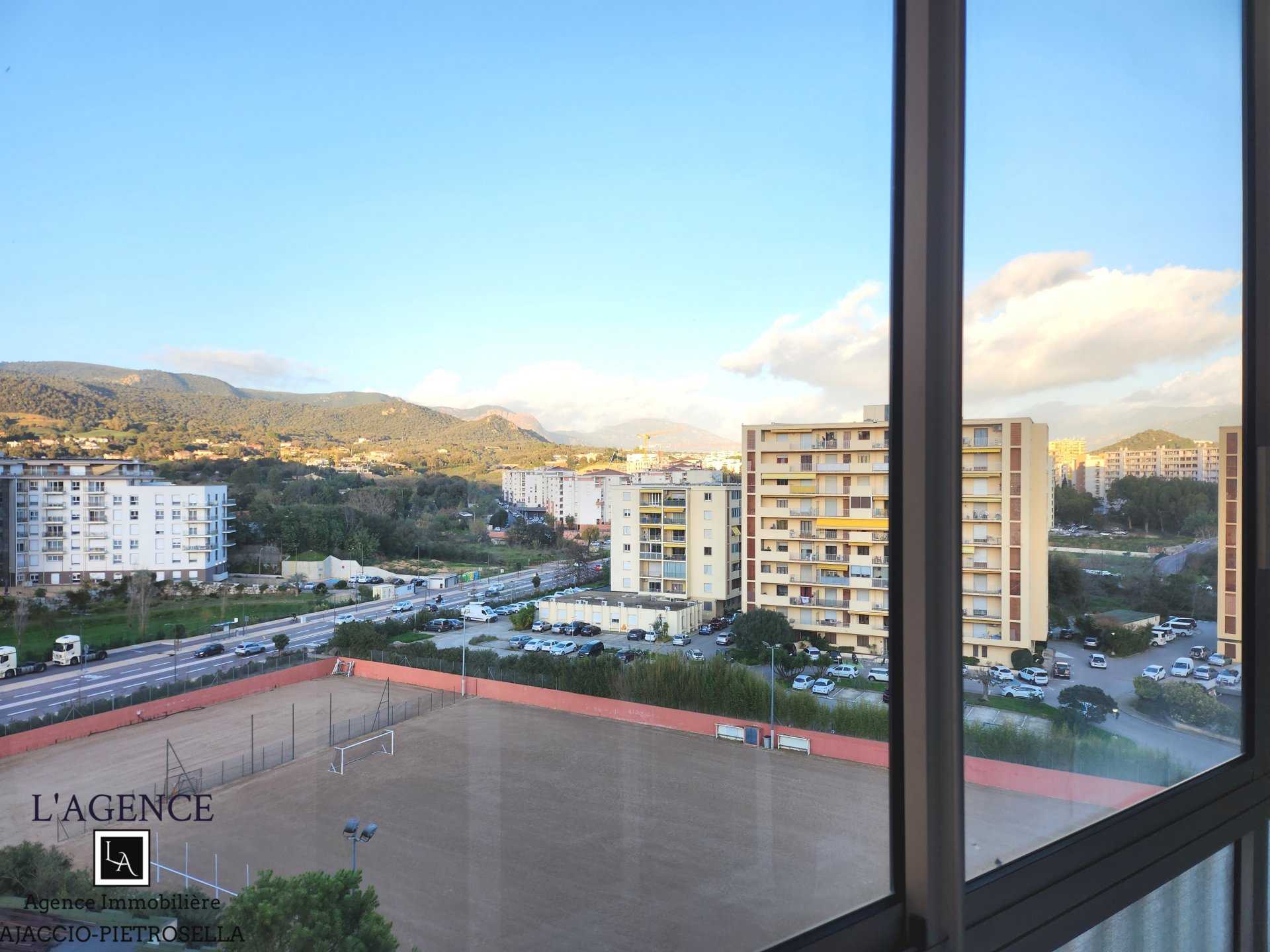 Condominium dans Ajaccio, la Corse 11321117