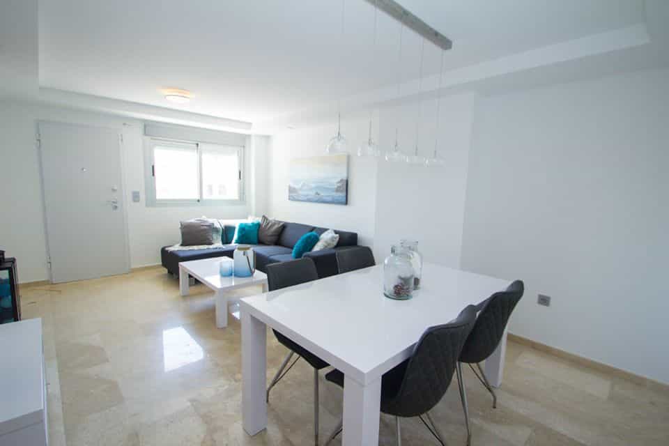 公寓 在 Villamartín, Comunidad Valenciana 11321366