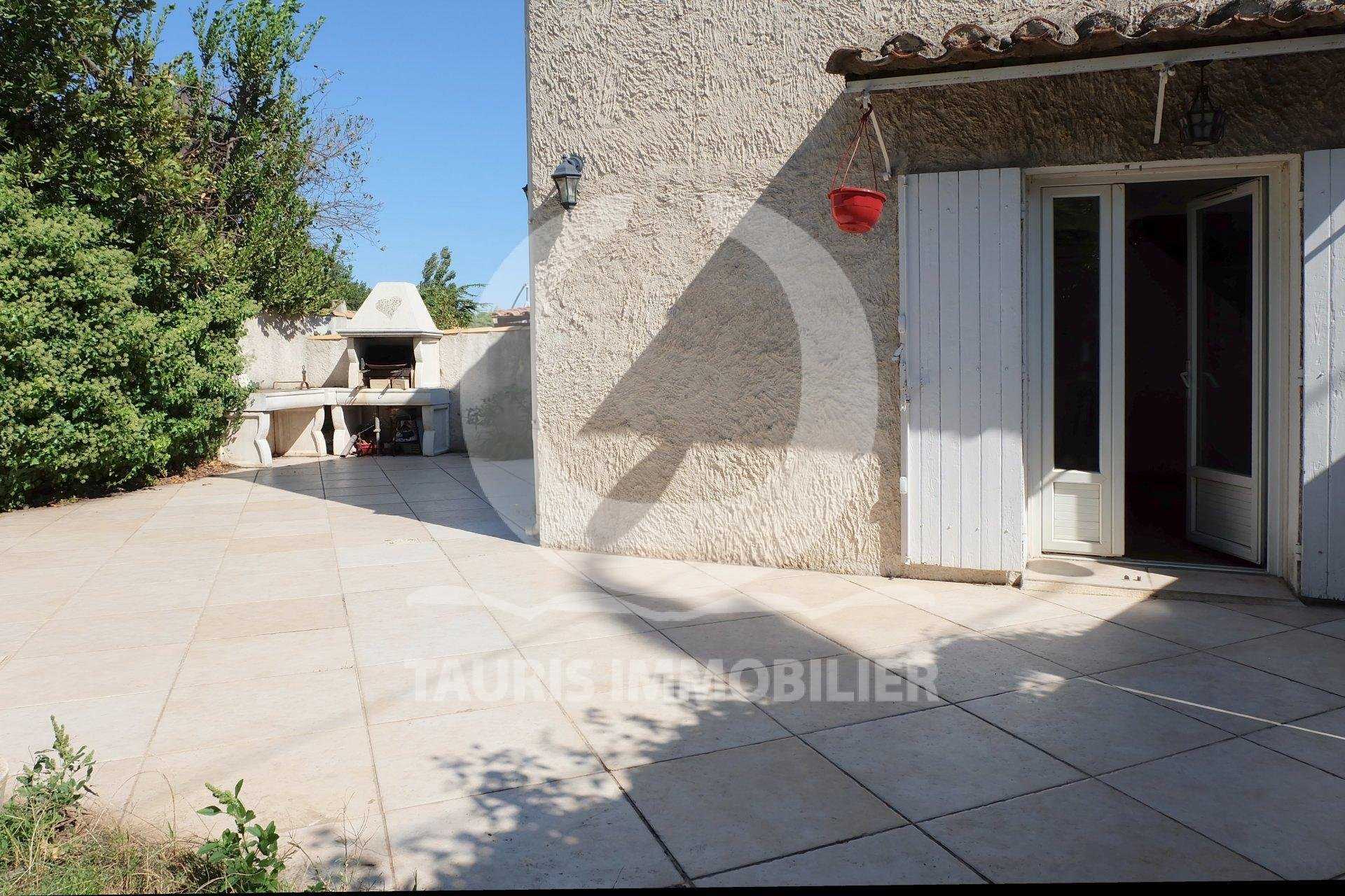 Rumah di Martigue, Provence-Alpes-Cote d'Azur 11321558