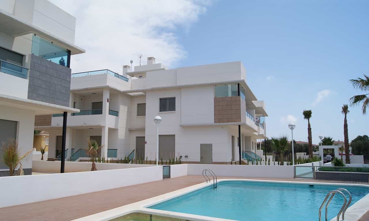 Eigentumswohnung im Formentera de Segura, Valencia 11321936