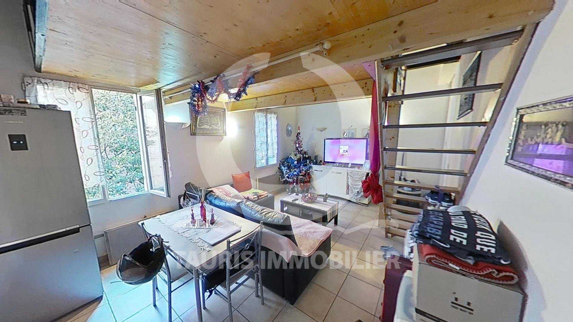 公寓 在 馬賽, 普羅旺斯-阿爾卑斯-藍色海岸 11322644