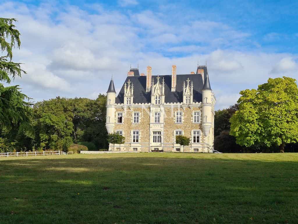 rumah dalam Chateau-Gontier, Membayar de la Loire 11324590