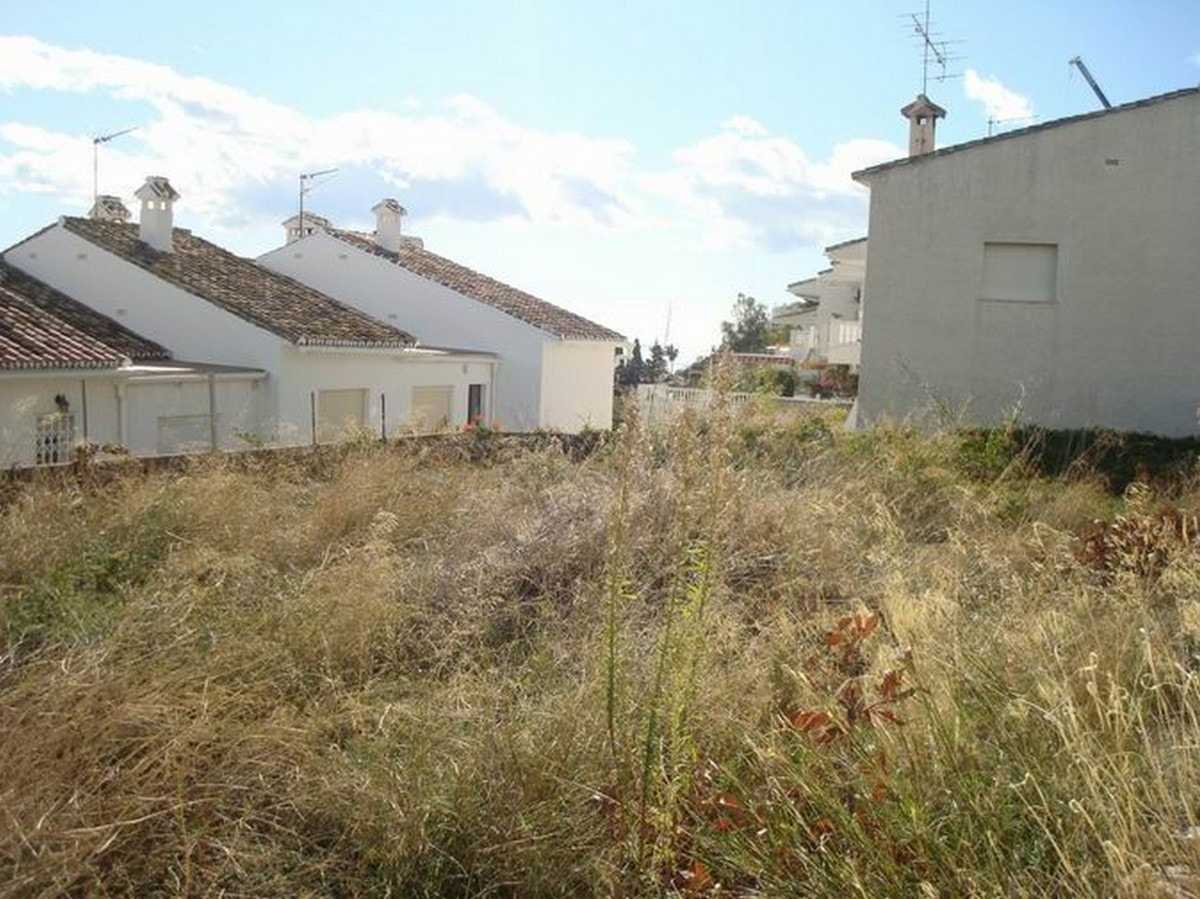 Tanah dalam Arroyo de la Miel, Andalusia 11326621
