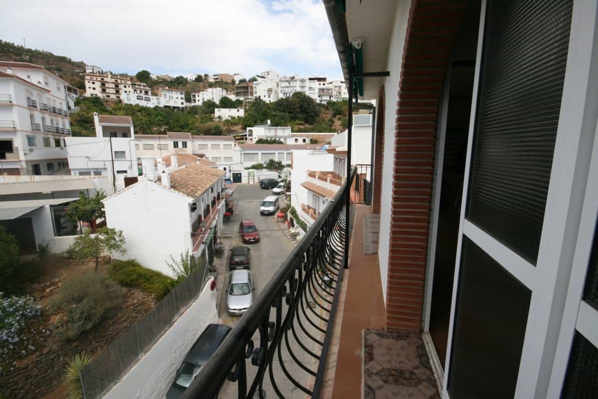 Ejerlejlighed i Tolox, Andalusien 11326994