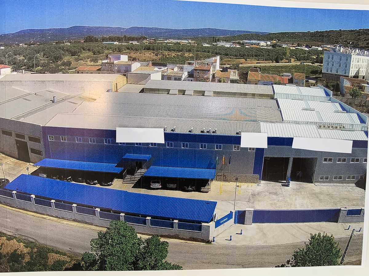 Teollinen sisään Cabra, Andalusia 11328887