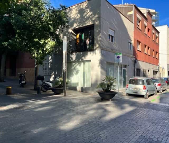 Будинок в Barcelona, Catalonia 11329052