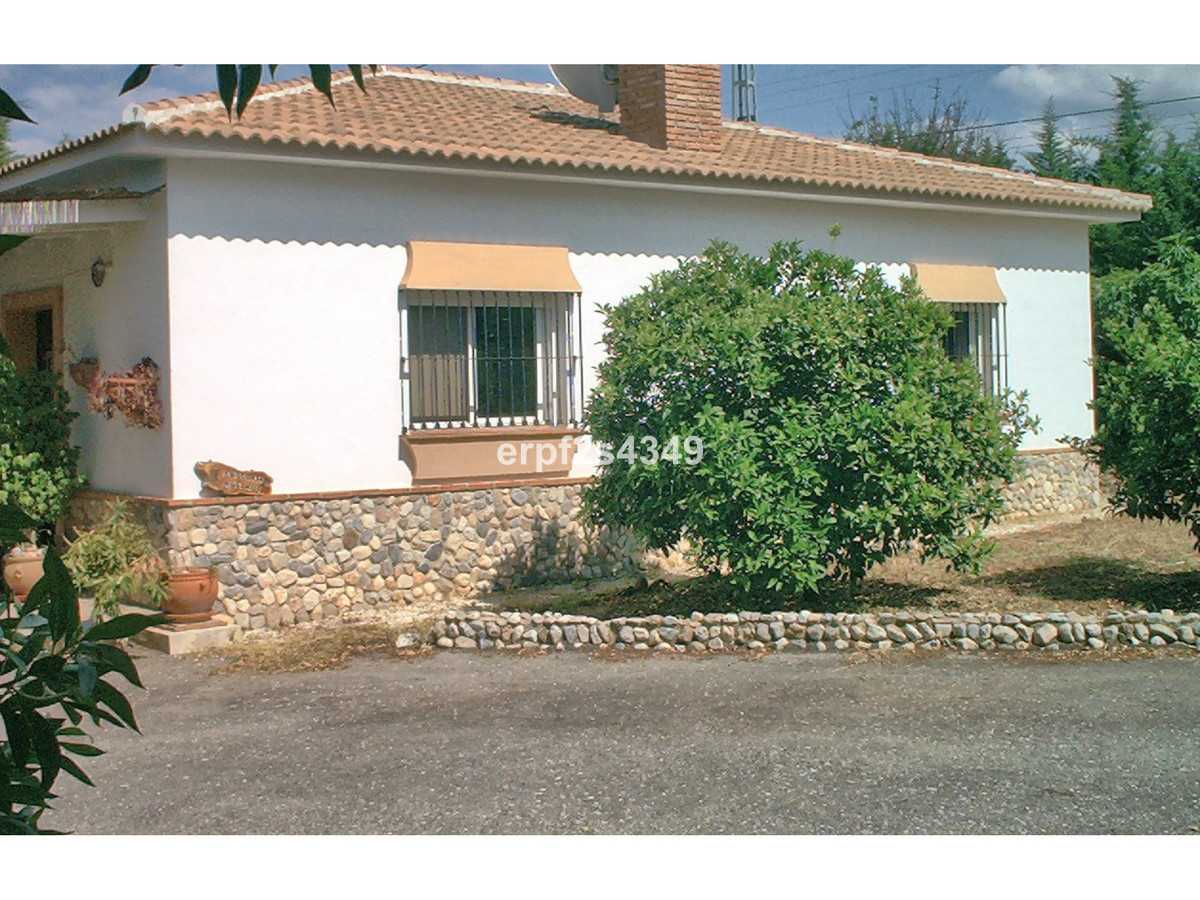Будинок в Alhaurín el Grande, Andalucía 11329668