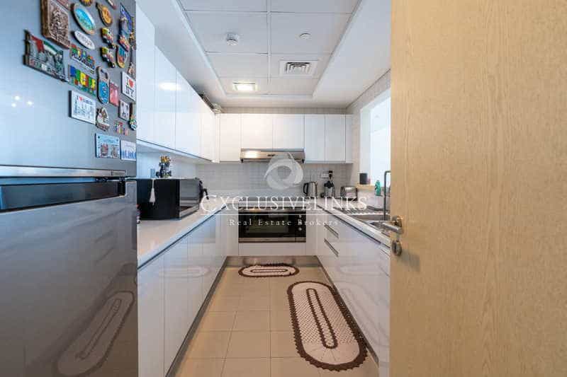 Condominium in Dubai, Dubayy 11334844