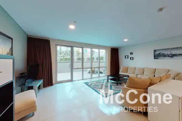Condominium in Dubai, Dubayy 11335360