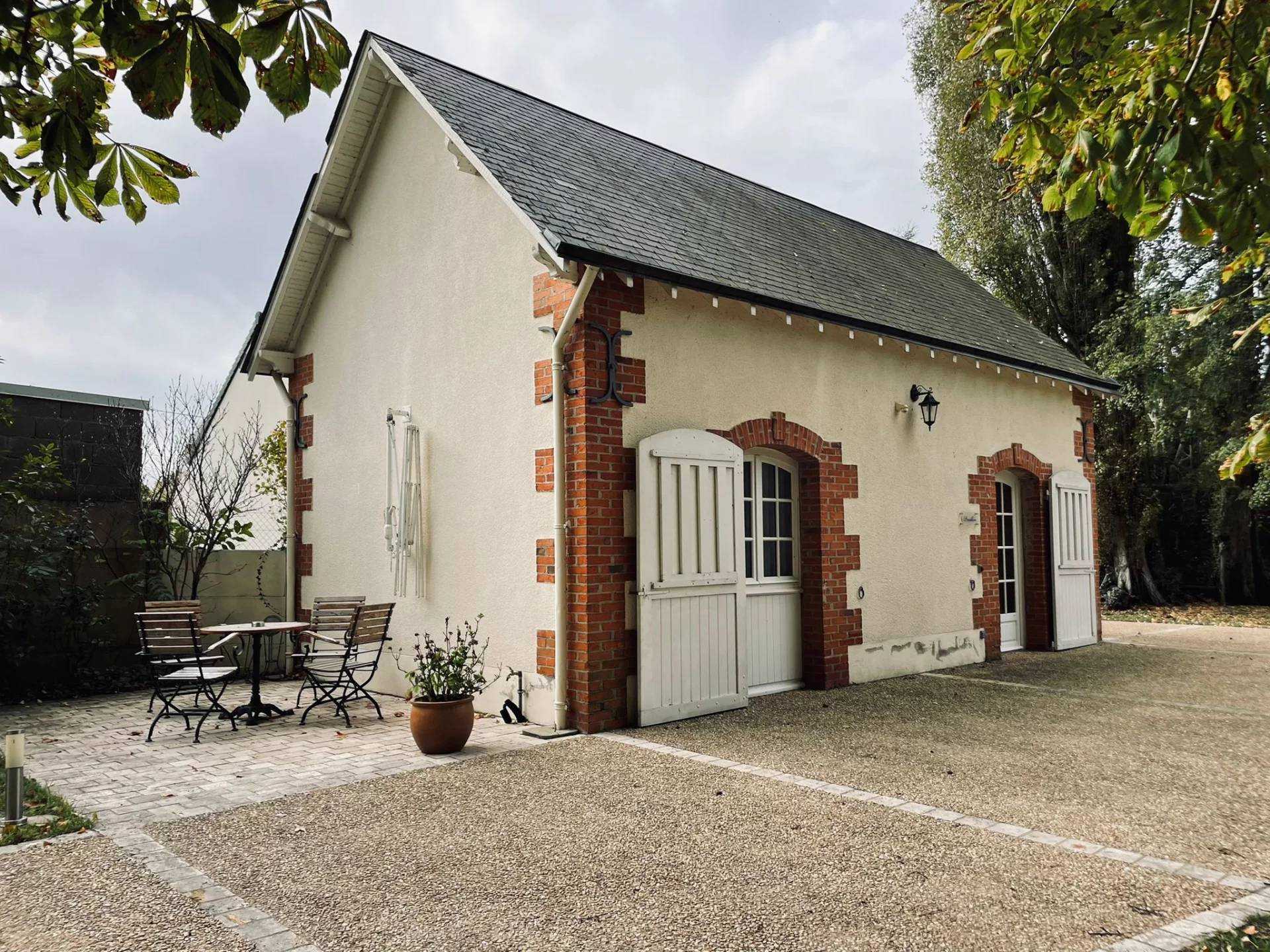 House in Le Controis-en-Sologne, Centre-Val de Loire 11336053