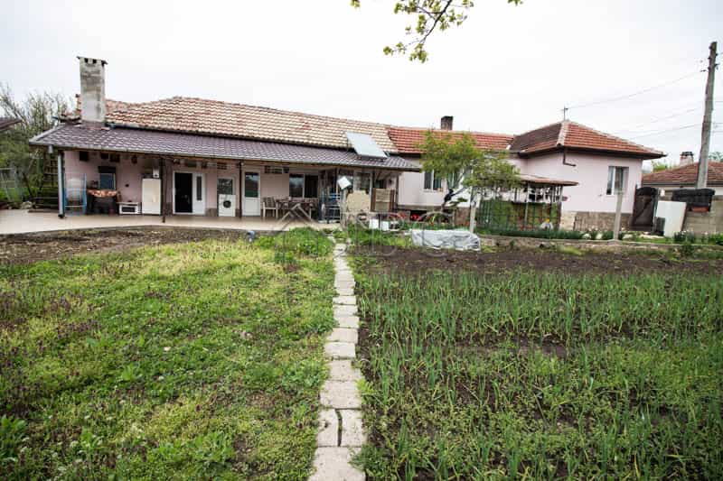 Rumah di Basarbovo, Ruse 11336378