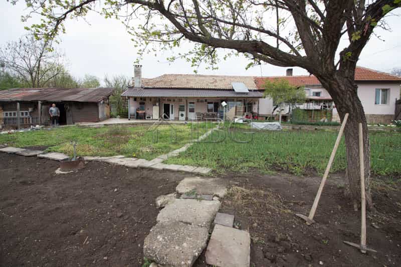Hus i Basarbovo, Ruse 11336378