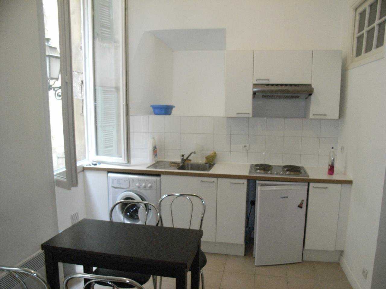 Condominium dans Bon, Provence-Alpes-Côte d'Azur 11336819