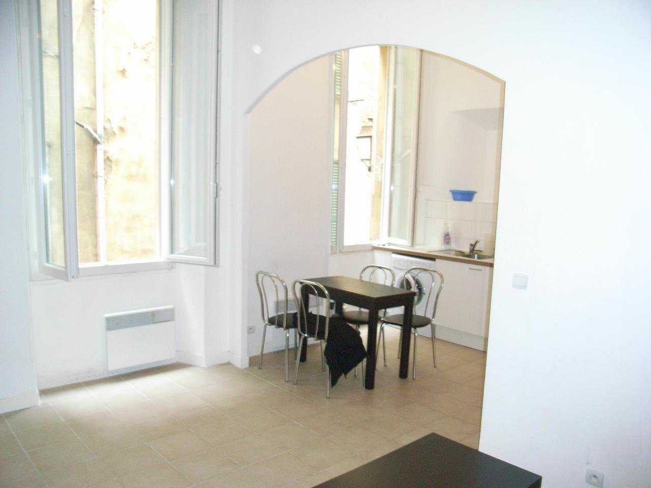 公寓 在 好的, 普羅旺斯-阿爾卑斯-藍色海岸 11336819