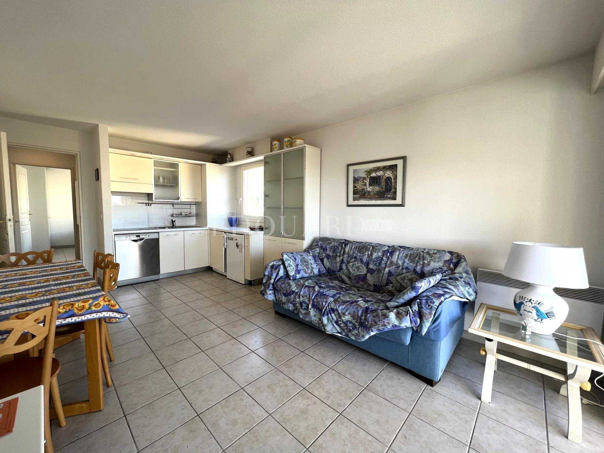 公寓 在 Roquebrune-Cap-Martin, Alpes-Maritimes 11338023