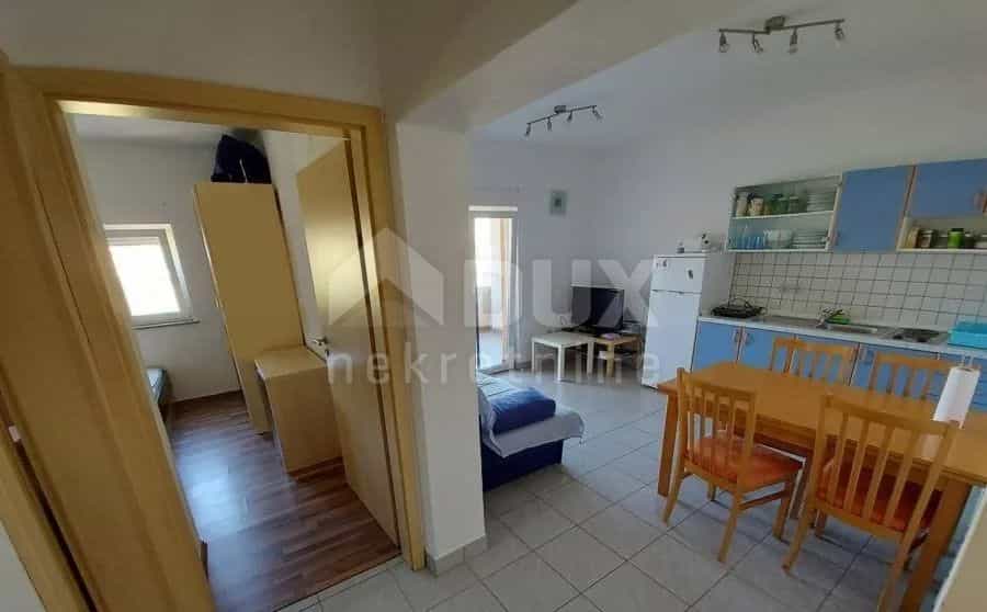 公寓 在 Kakma, Zadar County 11338288