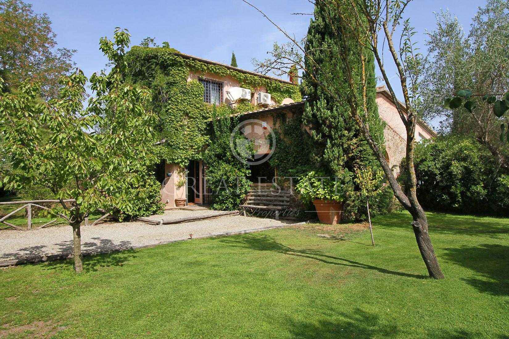 Rumah di Manciano, Tuscany 11338371
