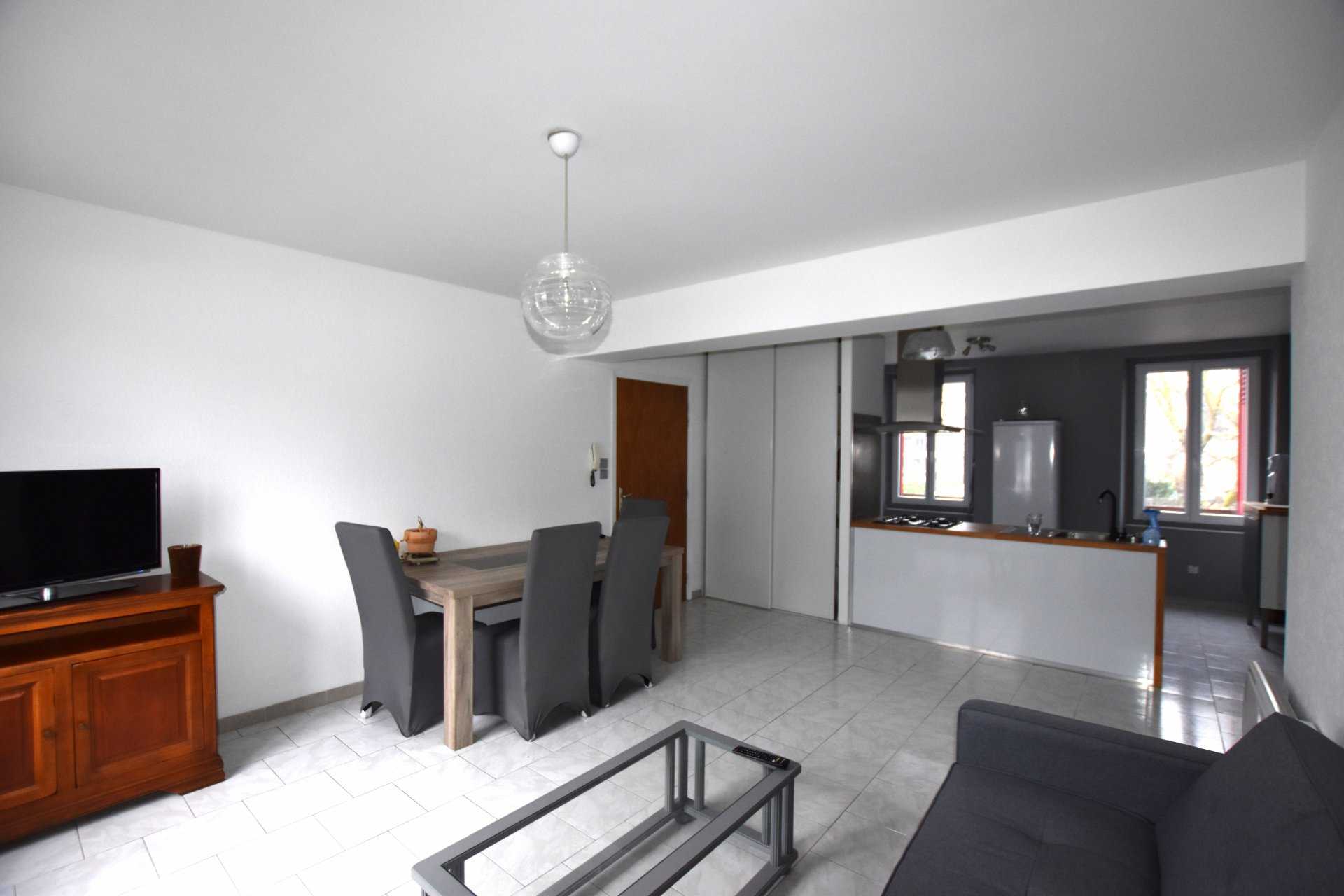 公寓 在 Fougax-et-Barrineuf, Occitanie 11338472