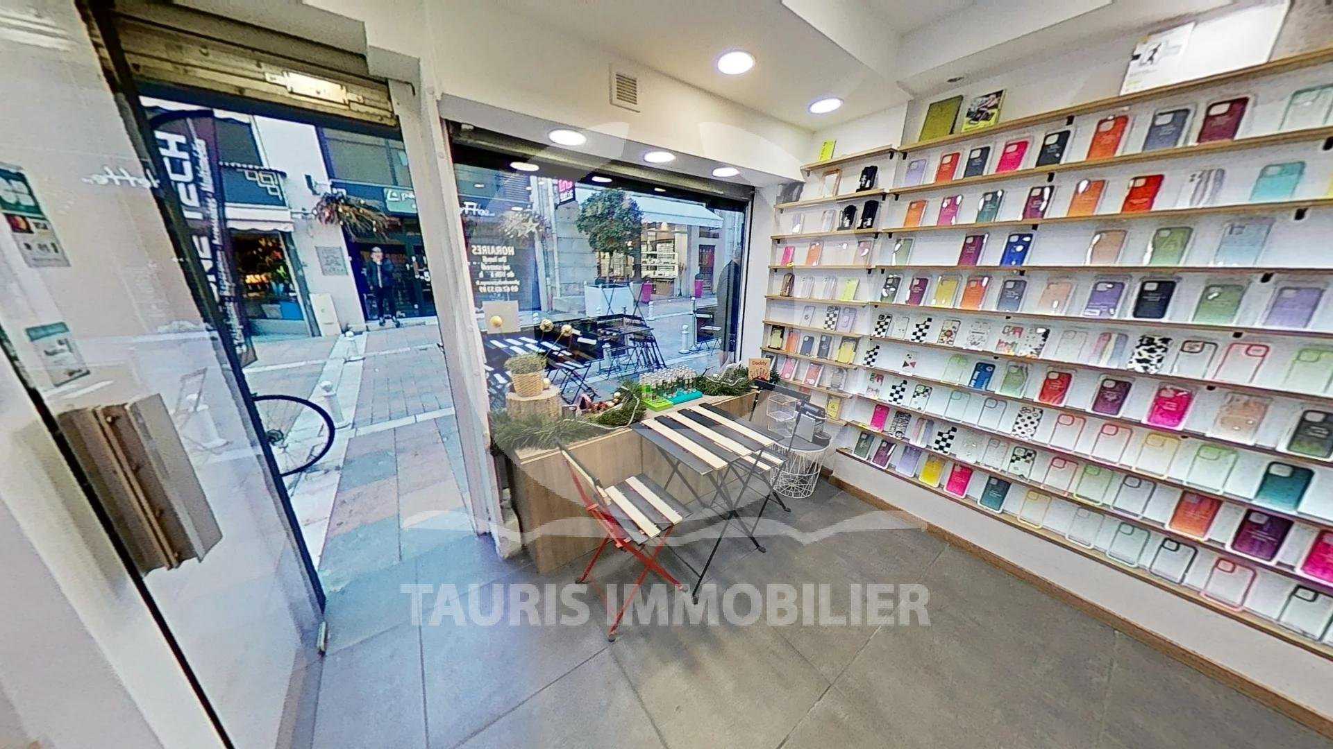 Other in Toulon, Provence-Alpes-Cote d'Azur 11338475