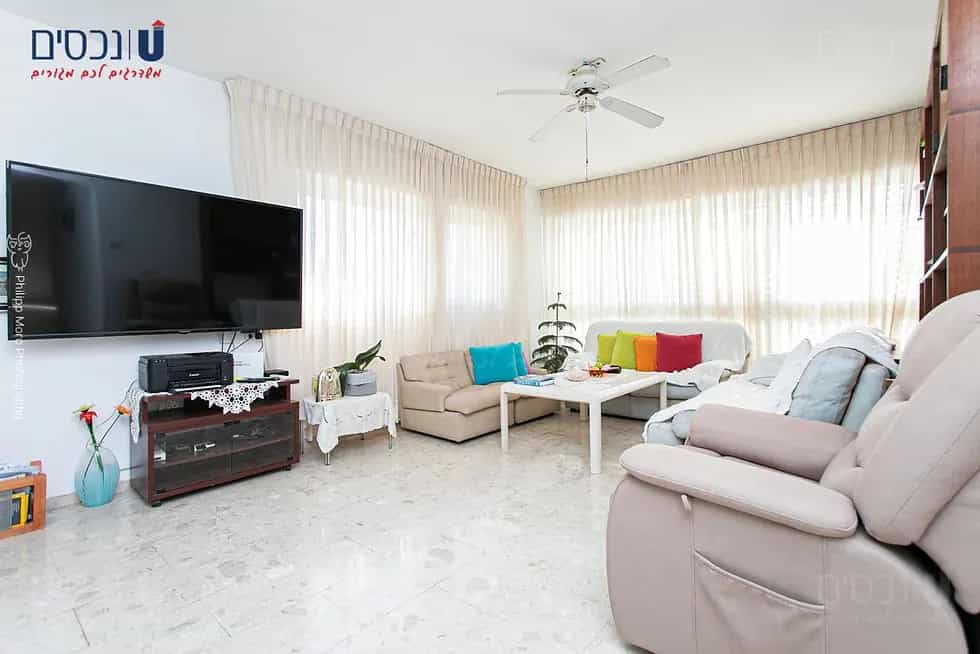 Condominium in Ramot Remez, Besor Street 11338599