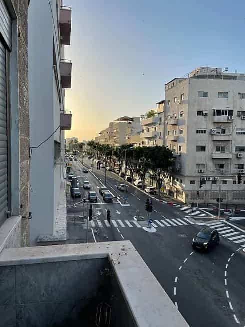 Kondominium dalam Haifa, 43 Derech Allenby 11338621