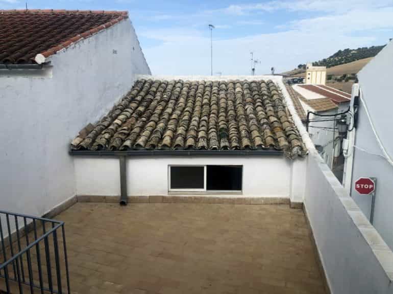 بيت في Pruna, Andalusia 11338722