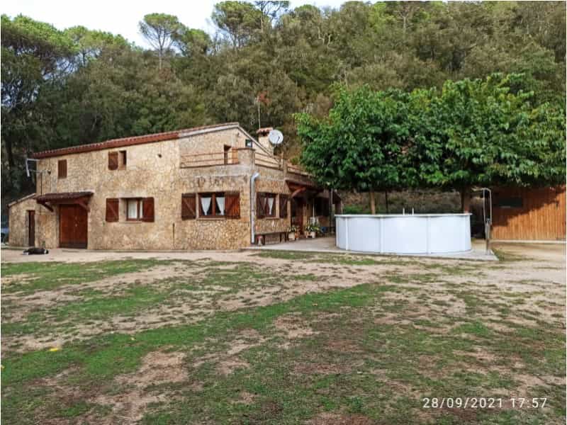 Будинок в Hostalrich, Каталонія 11338912