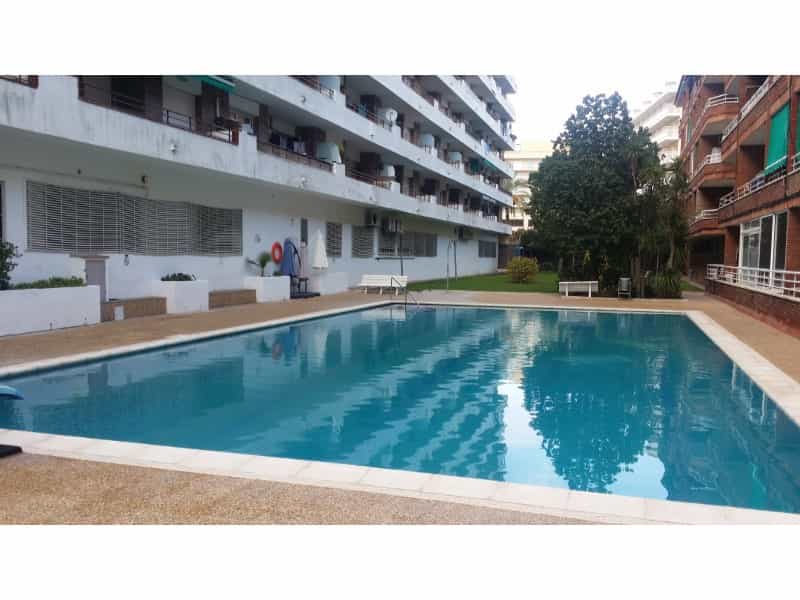 Condominium dans Lloret de Mar, Catalogne 11339064