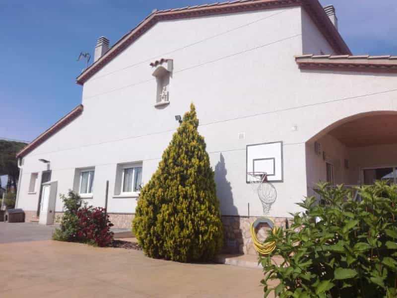 Hus i Mas Altaba, Catalunya 11339094