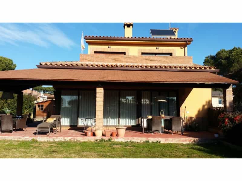 Dom w Vidreras, Catalonia 11339106