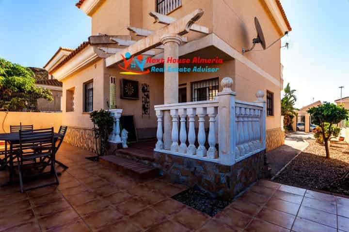 房子 在 San Juan De Los Terreros, Andalusia 11339227
