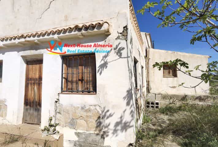 жилой дом в Antas, Andalucía 11339234