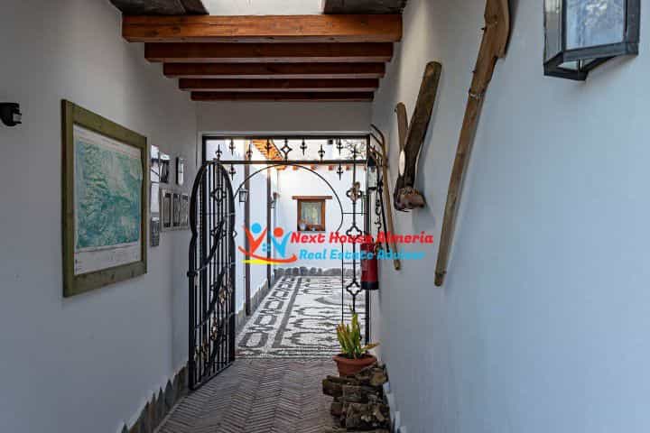 Talo sisään Busquístar, Andalusia 11339258
