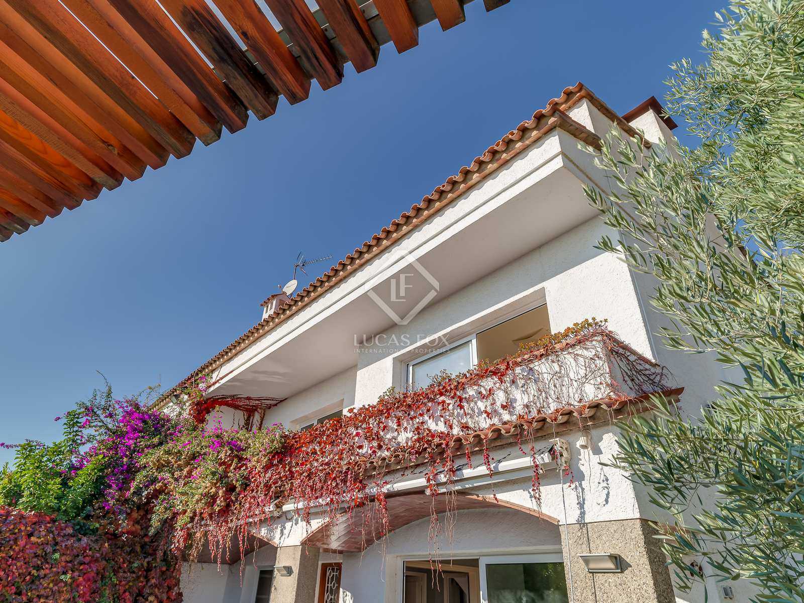 House in Sant Just Desvern, Catalonia 11339466