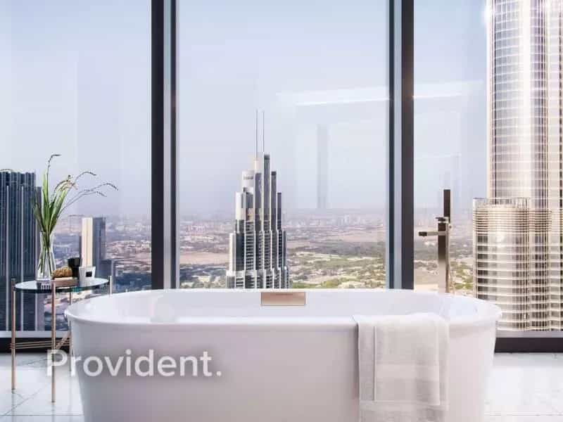 Condominium in Dubai, Sheikh Mohammed bin Rashid Boulevard 11340662