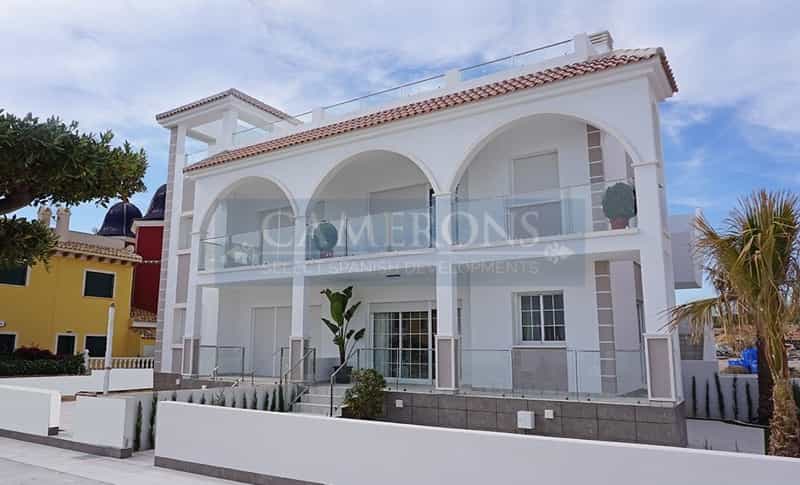 Eigentumswohnung im Quesada, Andalusia 11341264