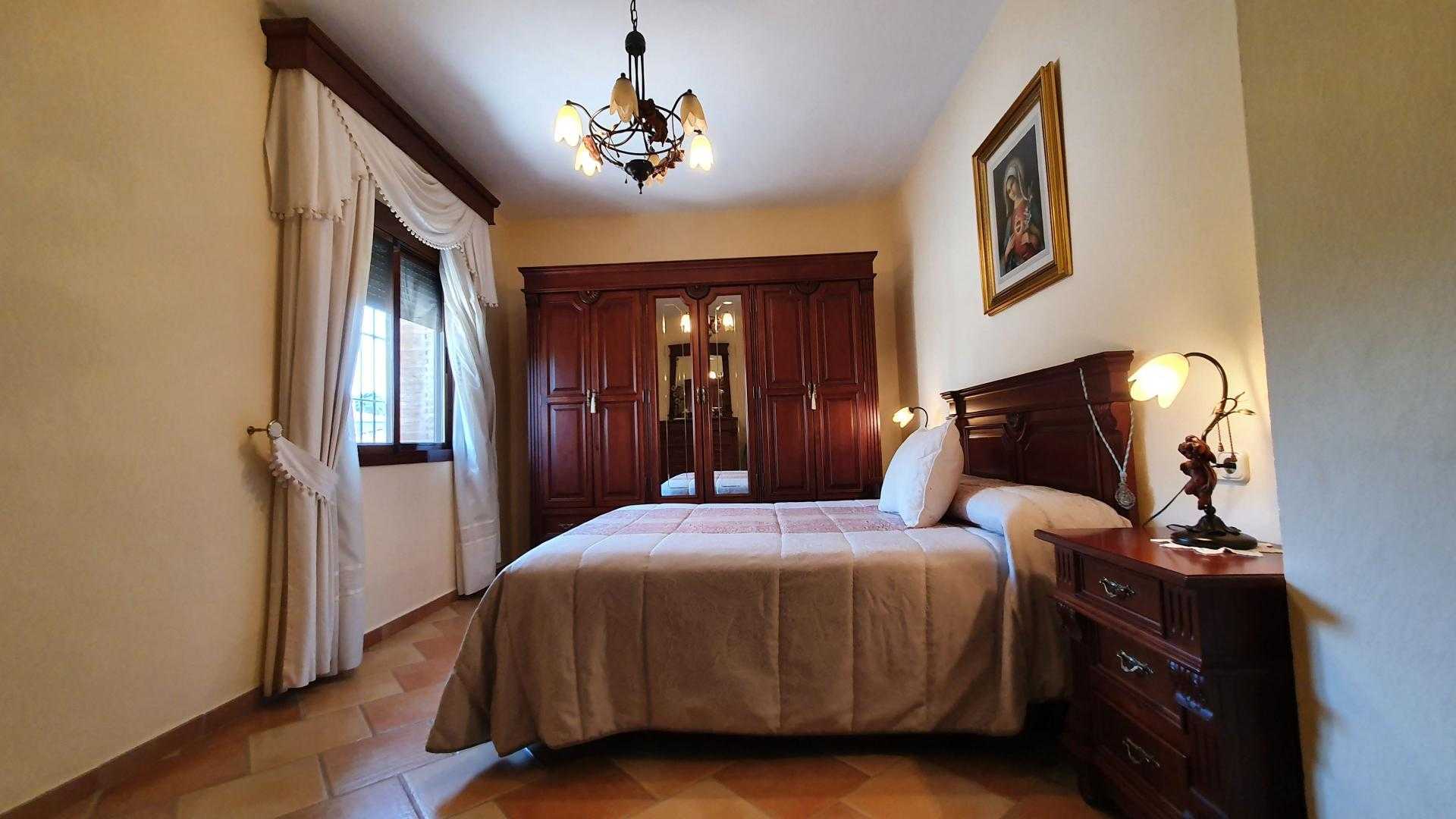 房子 在 Alhaurín el Grande, Andalucía 11342191