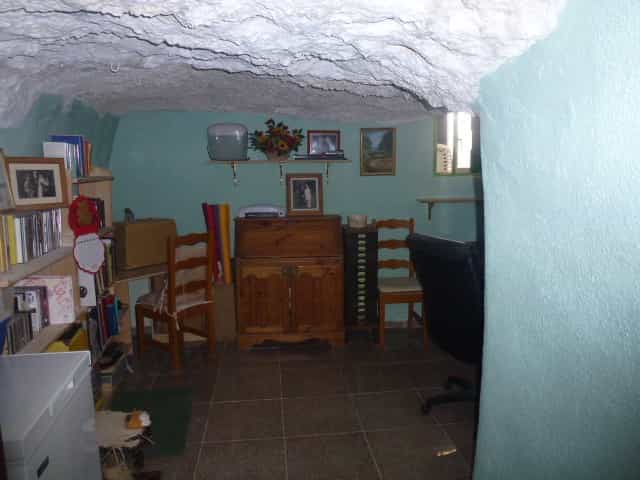 房子 在 El Fondó de les Neus, Valencian Community 11343073