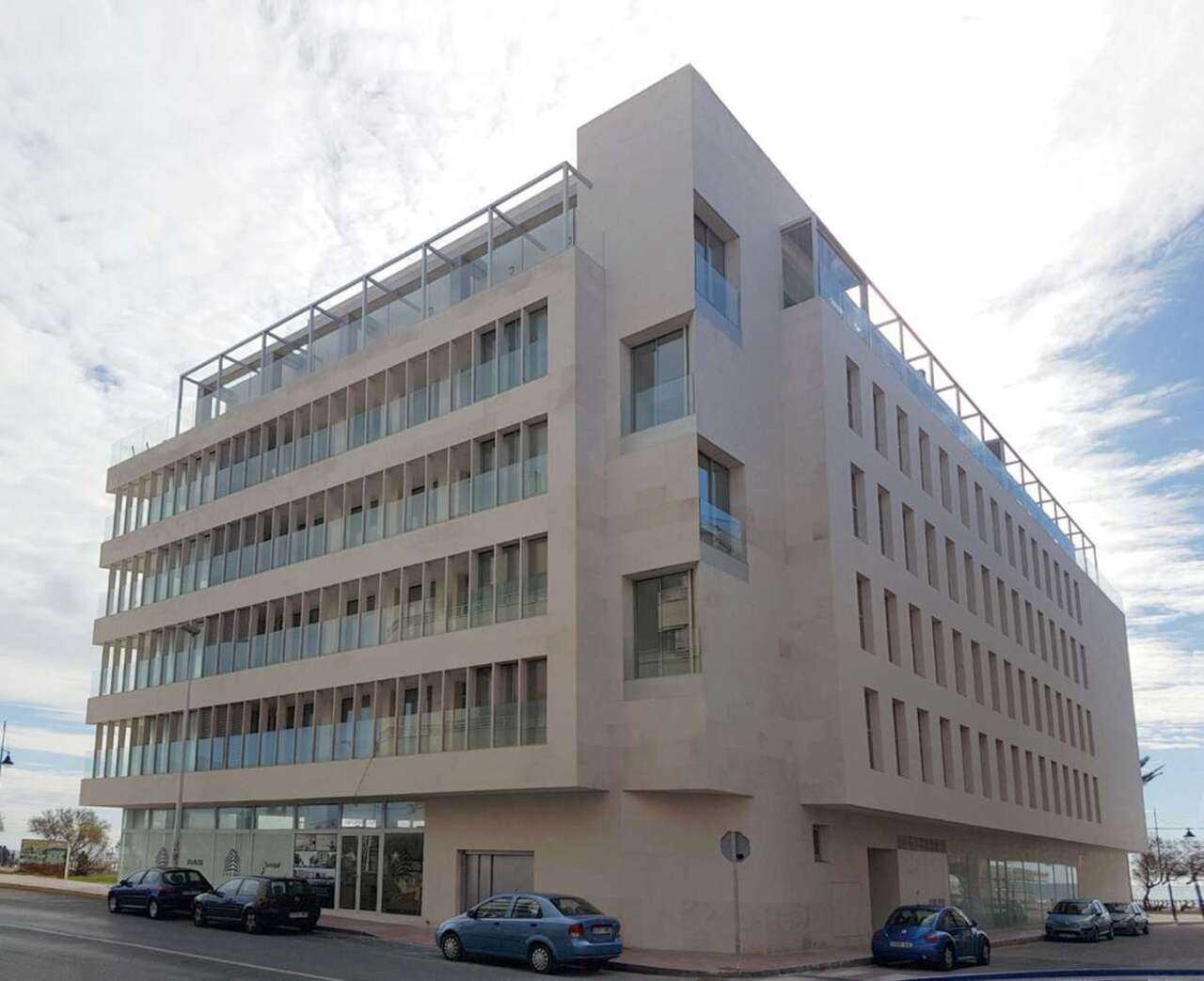 Eigentumswohnung im Torrevieja, Valencia 11344064