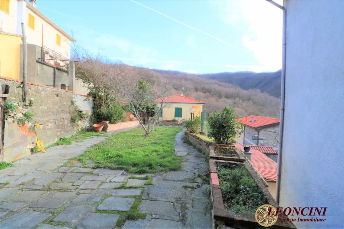 House in Bagnone, Tuscany 11344426