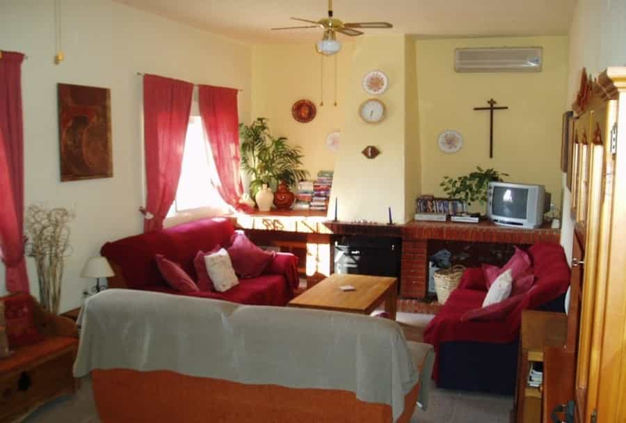 rumah dalam Lucena del Puerto, Andalucía 11344867