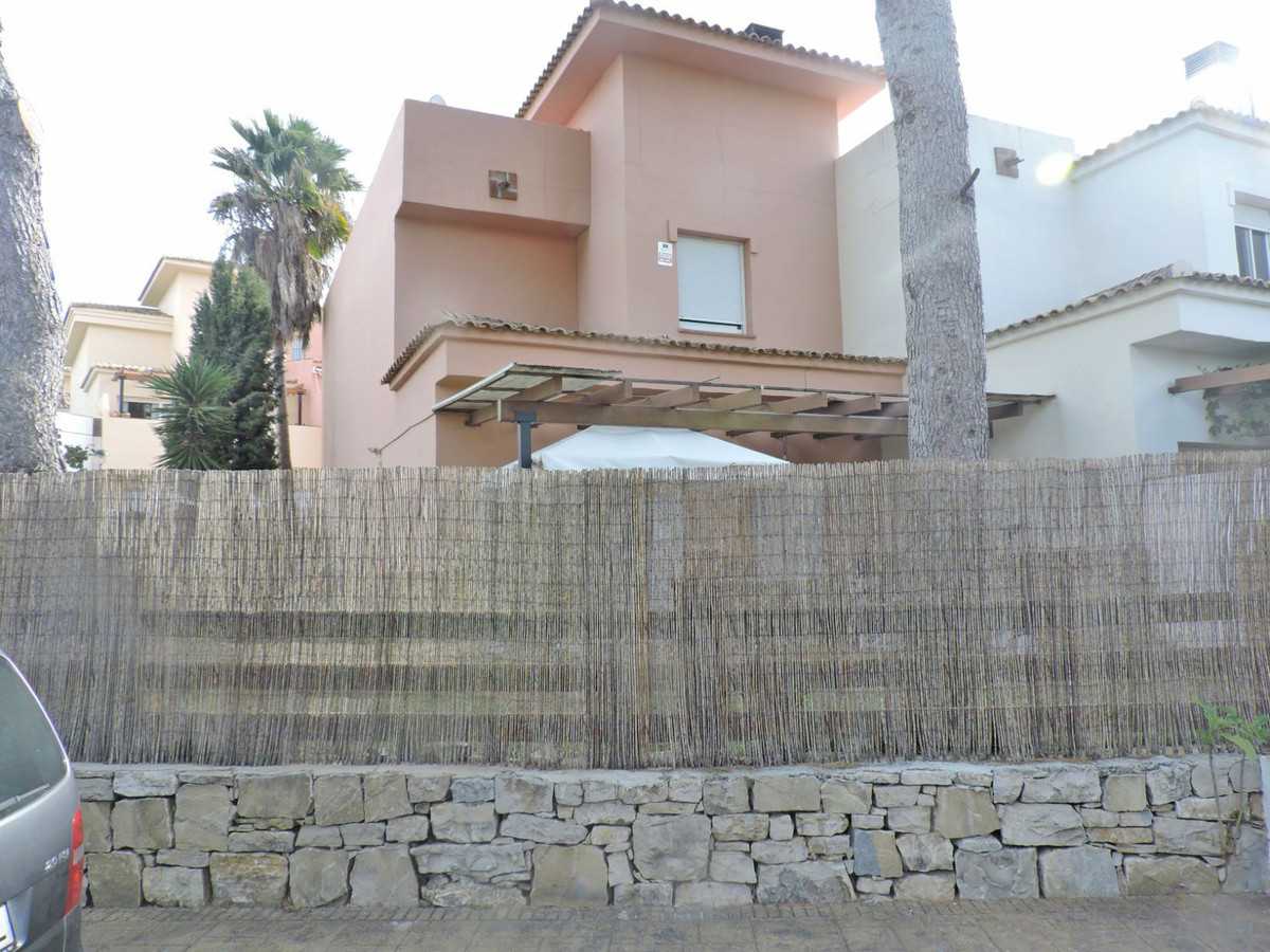 House in Alhaurín el Grande, Andalucía 11346332