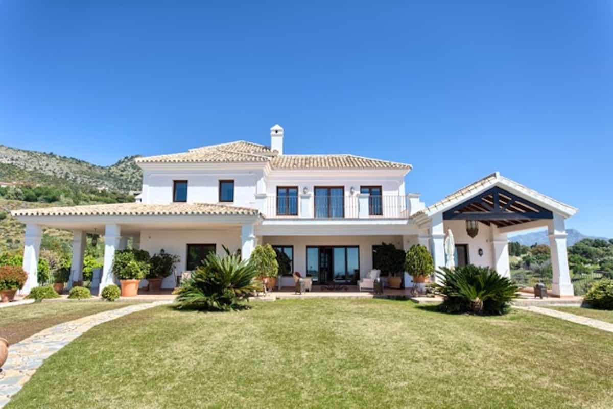 rumah dalam Benahavis, Andalusia 11348456