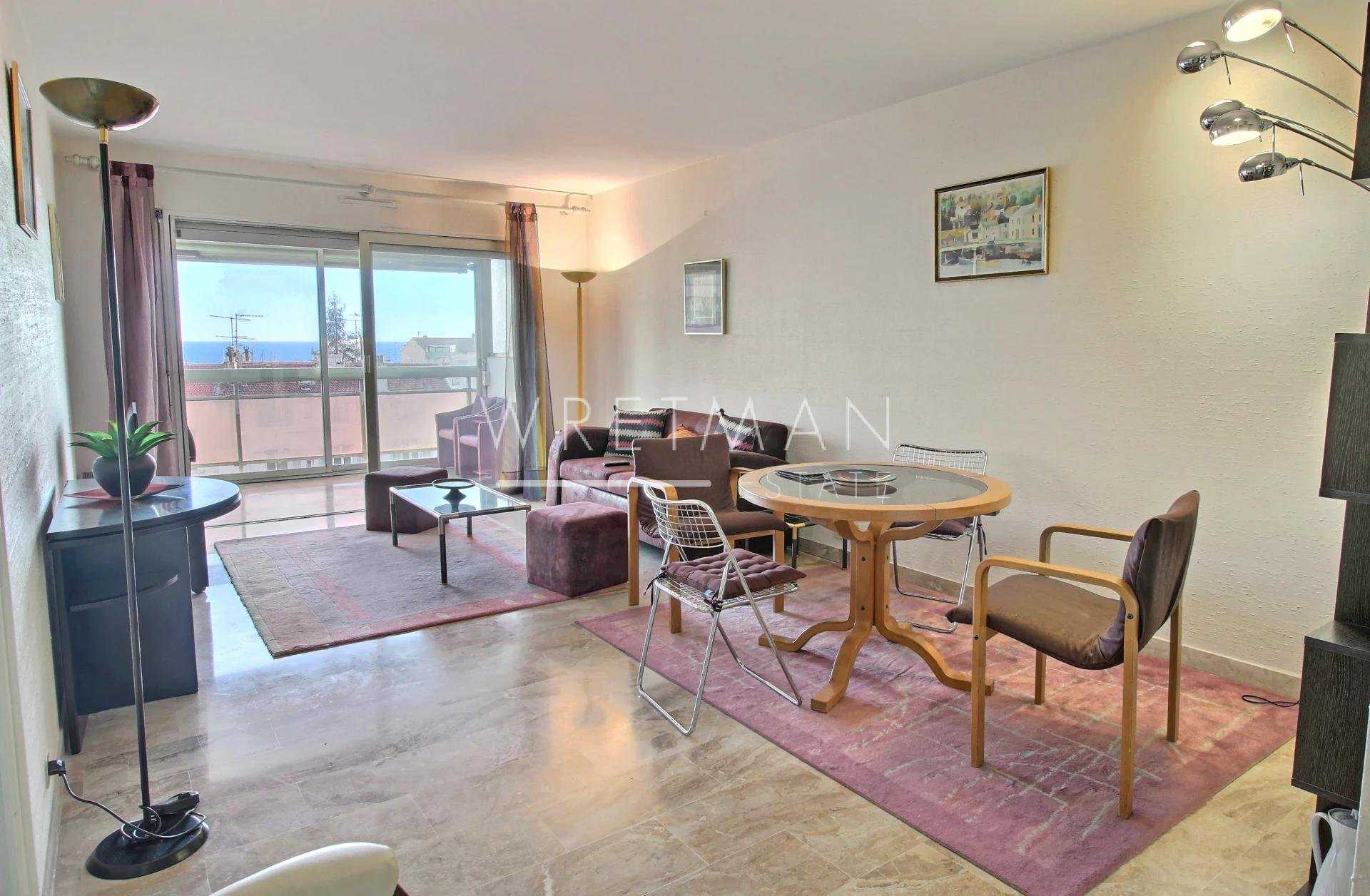 Condominium in Le Suquet, Provence-Alpes-Cote d'Azur 11348492